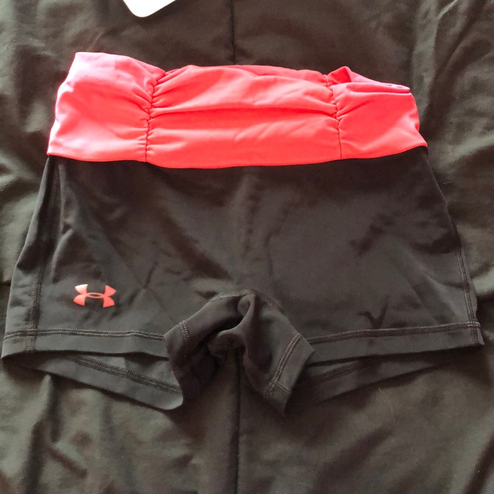 Under armor spandex shorts